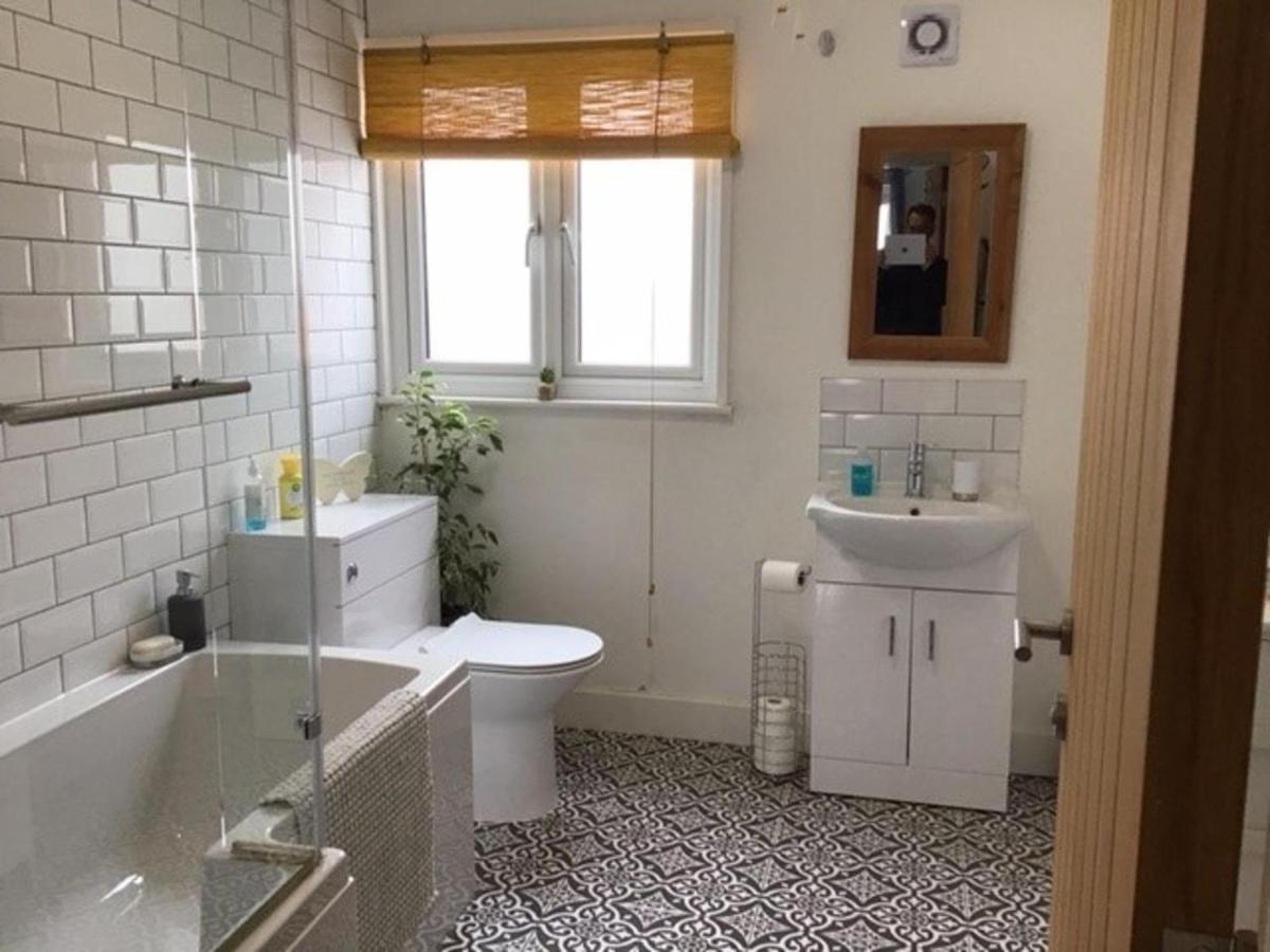 Central Teignmouth - Sleeps 4 - Pets Allowed Exterior photo