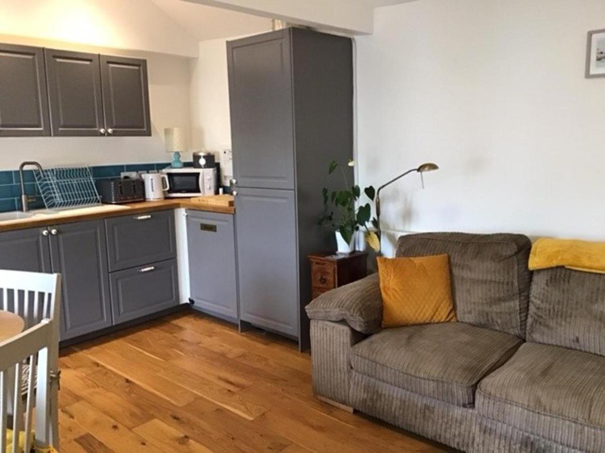 Central Teignmouth - Sleeps 4 - Pets Allowed Exterior photo