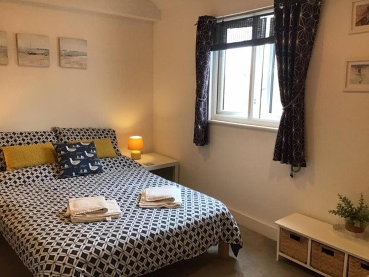 Central Teignmouth - Sleeps 4 - Pets Allowed Exterior photo