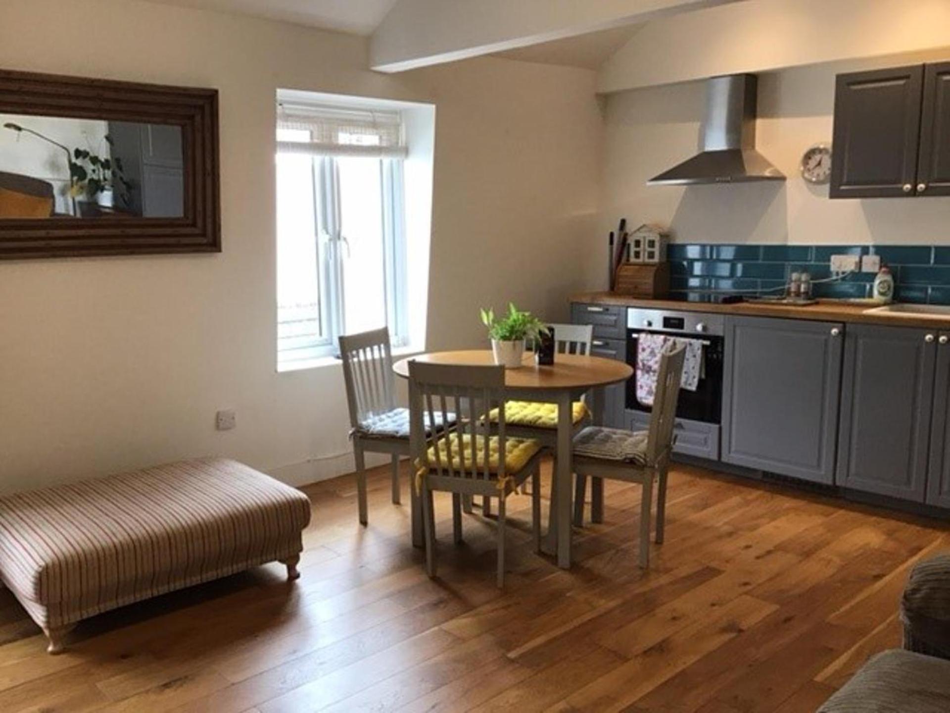 Central Teignmouth - Sleeps 4 - Pets Allowed Exterior photo